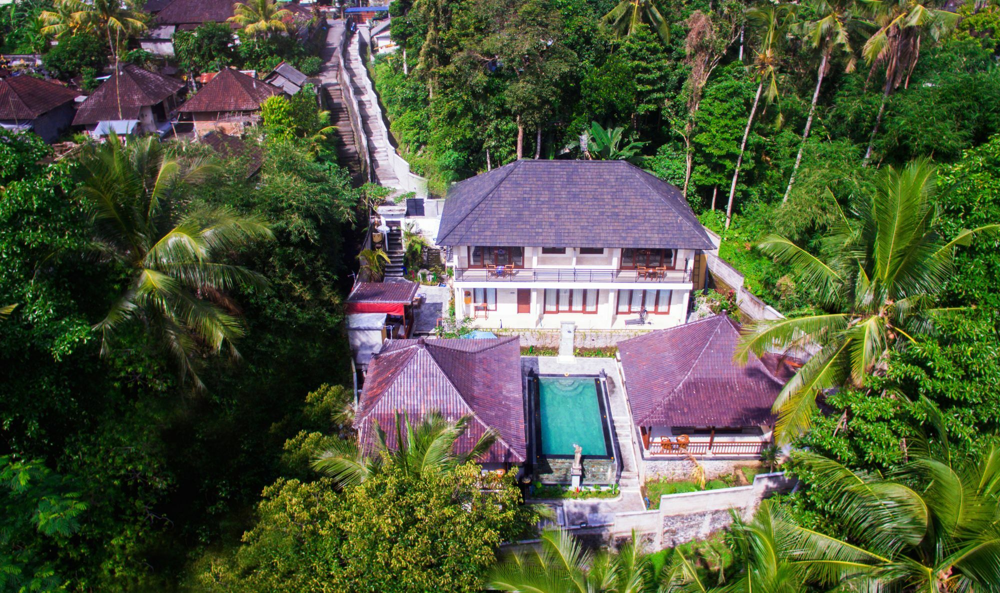 Gasthuis Ayu Duwur Beji 3*